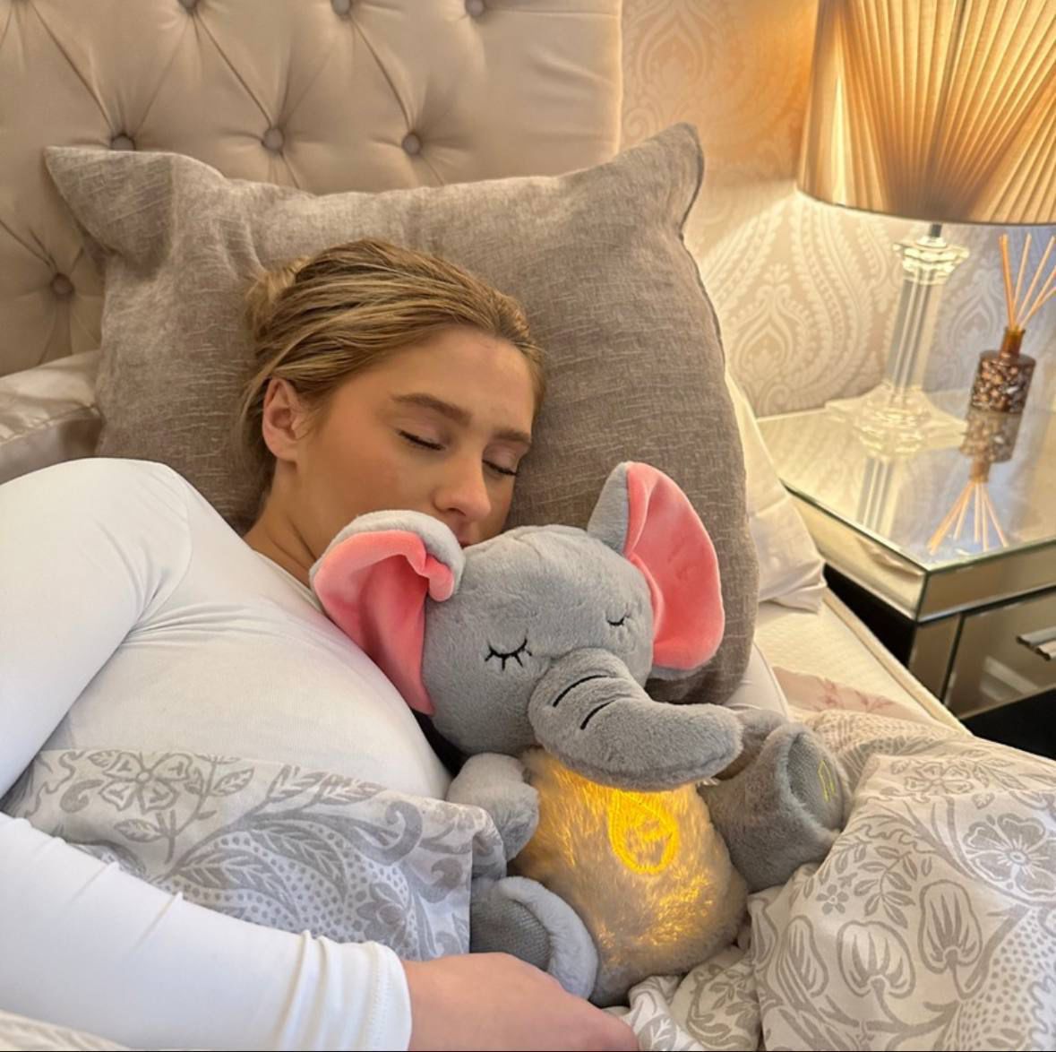 PELUCHE ELEFANTE DE APEGO ANTI ESTRES