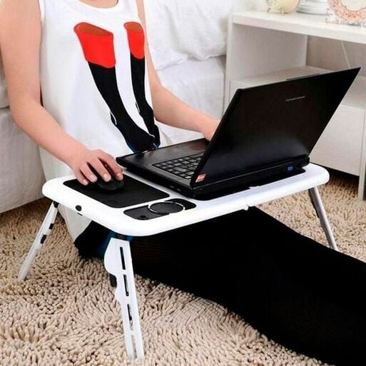 MESA PORTATIL CON VENTILADOR PARA LAPTOP